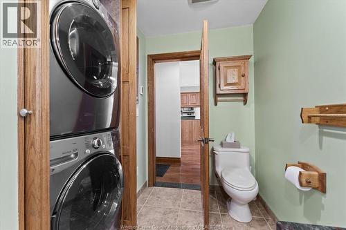 1935 Canard Drive, Lasalle, ON - Indoor Photo Showing Laundry Room