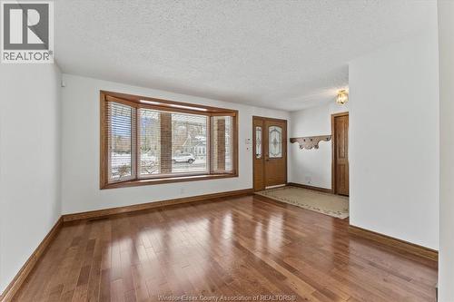 1935 Canard Drive, Lasalle, ON - Indoor Photo Showing Other Room