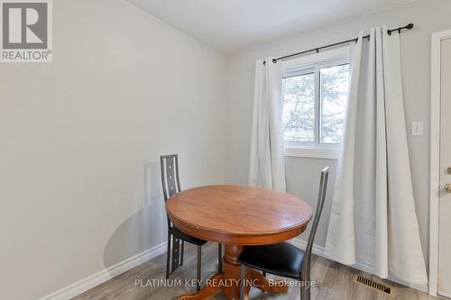 70 - 700 Exeter Road, London South (South X), ON - Indoor Photo Showing Dining Room