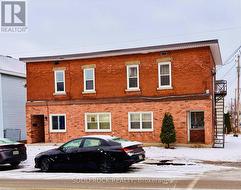 1 - 420 ARLINGTON AVENUE  Ottawa, ON K1R 6Z8