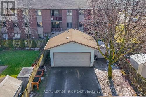 Detached Double Garage - 38 Dougherty Crescent, Welland (N. Welland), ON - Outdoor