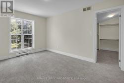 WITH WALK-IN CLOSET - 