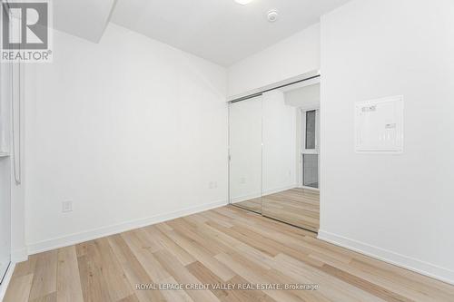 413 - 70 Princess Street E, Toronto, ON - Indoor Photo Showing Other Room