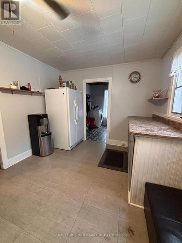 1022 Bridge Street, Frontenac (Frontenac Centre), ON - Indoor