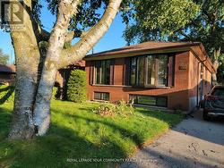 MAIN - 36 MELCHIOR DRIVE  Toronto, ON M1E 3W5