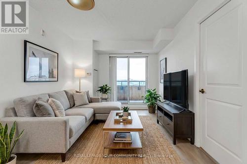 420 - 75 NORMAN BETHUNE AVENUE  Richmond Hill, ON L4B 3L4