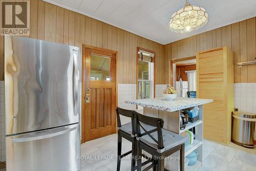 87 Russell Street E, Smiths Falls, ON - Indoor