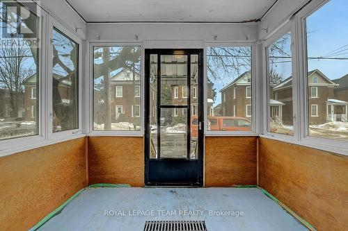 87 Russell Street E, Smiths Falls, ON - Indoor Photo Showing Other Room