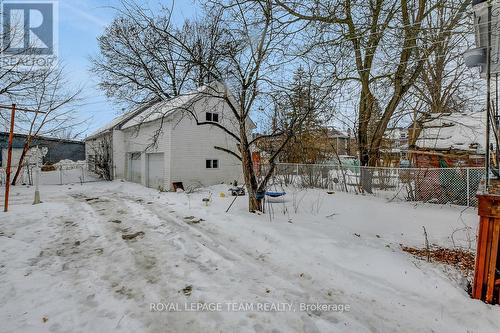 87 Russell Street E, Smiths Falls, ON - Outdoor