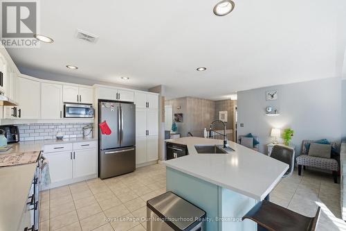 25 Klein Street, Port Hope, ON - Indoor Photo Showing Kitchen
