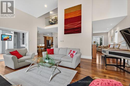 1682 Jackson Boulevard, Kingston (Kingston East (Incl Cfb Kingston)), ON - Indoor Photo Showing Living Room