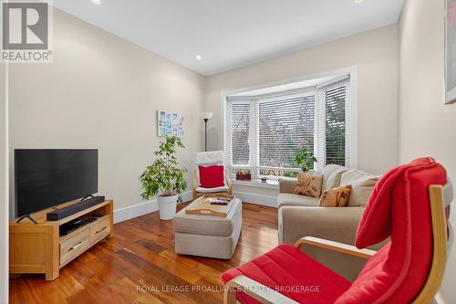 1682 Jackson Boulevard, Kingston (Kingston East (Incl Cfb Kingston)), ON - Indoor Photo Showing Other Room