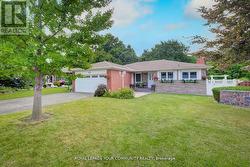 (LOWER) - 19 PEACHAM CRES CRESCENT  Toronto, ON M3M 1S2