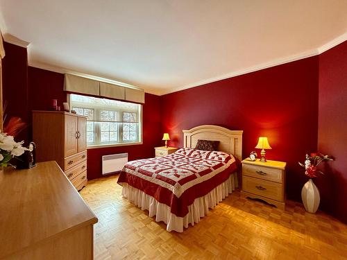 Chambre à coucher - 235 Rue Copeland, Lachute, QC - Indoor Photo Showing Bedroom