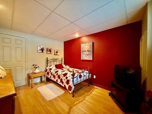 Chambre à coucher - 235 Rue Copeland, Lachute, QC - Indoor Photo Showing Bedroom