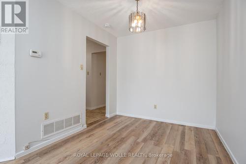 60 Hahn Avenue, Cambridge, ON - Indoor Photo Showing Other Room