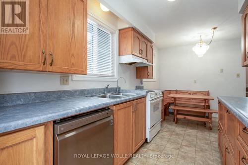 60 Hahn Avenue, Cambridge, ON - Indoor Photo Showing Kitchen With Double Sink