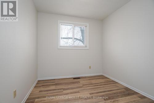 60 Hahn Avenue, Cambridge, ON - Indoor Photo Showing Other Room