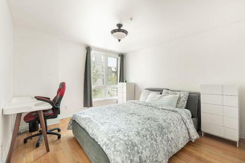 Chambre à coucher - 209-825 Boul. René-Lévesque E., Montréal (Ville-Marie), QC - Indoor Photo Showing Bedroom