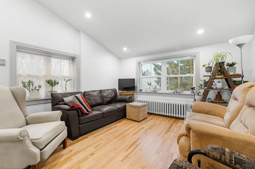 Logement - 178  - 182 67E Rue O., Québec (Charlesbourg), QC - Indoor Photo Showing Living Room