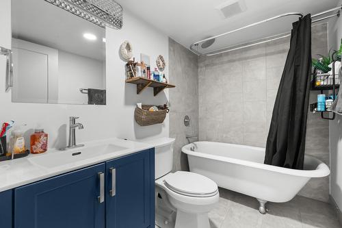 Logement - 178  - 182 67E Rue O., Québec (Charlesbourg), QC - Indoor Photo Showing Bathroom