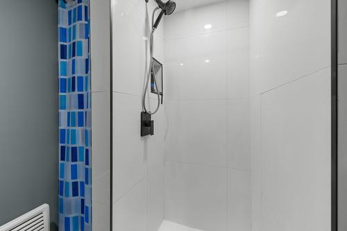 Logement - 178  - 182 67E Rue O., Québec (Charlesbourg), QC - Indoor Photo Showing Bathroom