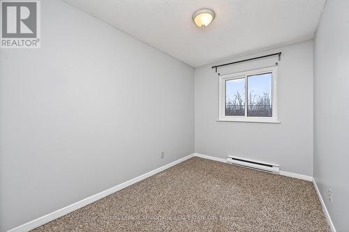P - 4 Pearl Street, Smiths Falls, ON - Indoor Photo Showing Other Room