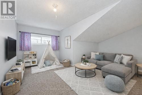 Photo has been virtually staged. - P - 4 Pearl Street, Smiths Falls, ON - Indoor Photo Showing Living Room