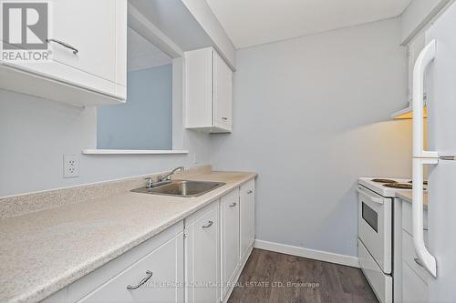P - 4 Pearl Street, Smiths Falls, ON - Indoor Photo Showing Kitchen