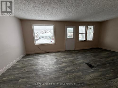 27 Rowan Avenue, Kirkland Lake (Kl & Area), ON - Indoor Photo Showing Other Room