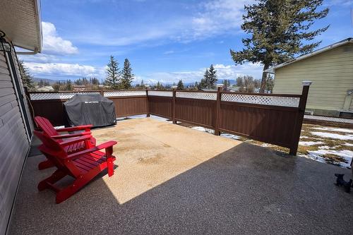 2001 7Th Street, Cranbrook, BC - Outdoor With Exterior