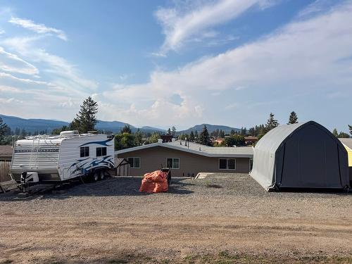 2001 7Th Street, Cranbrook, BC - Outdoor