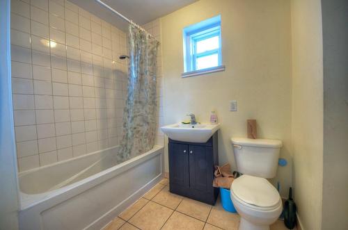 Autre - 1452  - 1462 Rue Atateken, Montréal (Ville-Marie), QC - Indoor Photo Showing Bathroom