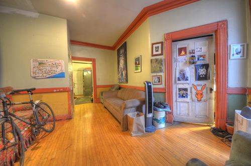 Salon - 1452  - 1462 Rue Atateken, Montréal (Ville-Marie), QC - Indoor