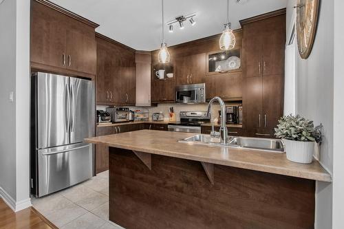 Cuisine - 203-645 Rue Montmartre, Mascouche, QC - Indoor Photo Showing Kitchen With Double Sink With Upgraded Kitchen