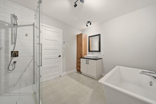 Salle de bains - 7-900 Rue Du Gisement, Sherbrooke (Les Nations), QC - Indoor Photo Showing Bathroom