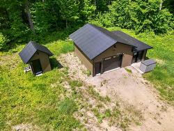 6 Ch. de la Pruche  Déléage, QC J9E 3A8