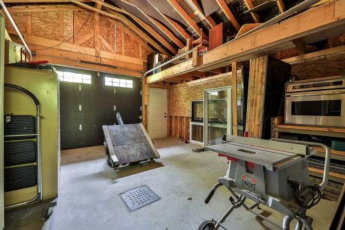 Garage - 6 Ch. De La Pruche, Déléage, QC - Indoor Photo Showing Other Room