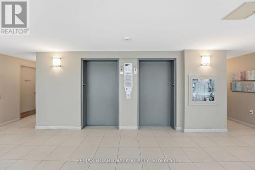 908 - 138 Somerset Street W, Ottawa, ON - Indoor Photo Showing Other Room