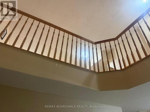 6 Briston Private, Ottawa, ON 