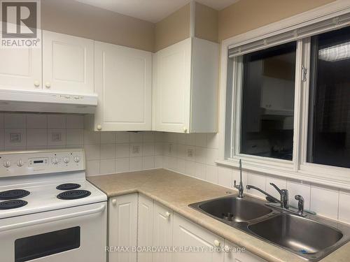 6 Briston Private, Ottawa, ON 