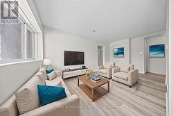 Lots of room to spread out! - 