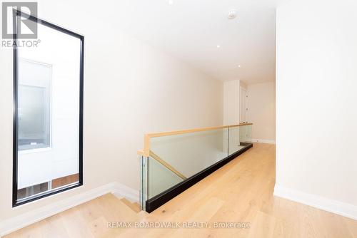 577 Melbourne Avenue, Ottawa, ON - Indoor Photo Showing Other Room