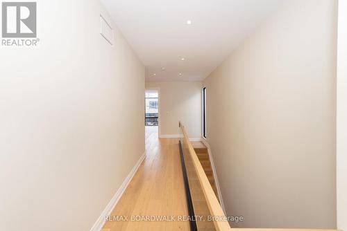 577 Melbourne Avenue, Ottawa, ON - Indoor Photo Showing Other Room