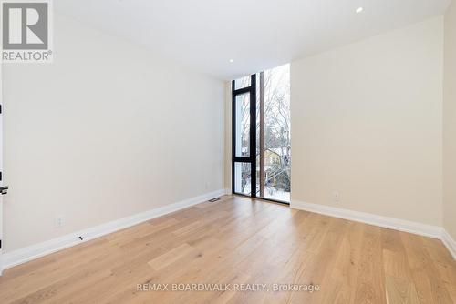 577 Melbourne Avenue, Ottawa, ON - Indoor Photo Showing Other Room