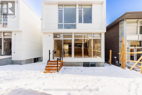 577 Melbourne Avenue, Ottawa, ON - Outdoor