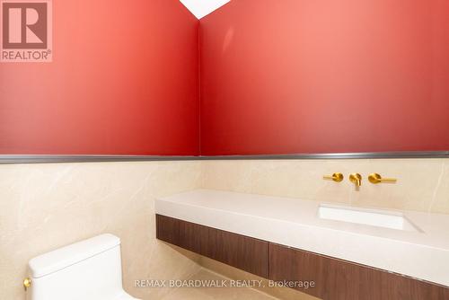 577 Melbourne Avenue, Ottawa, ON - 