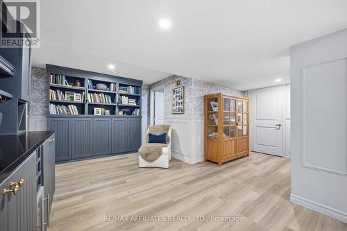 19 Senators Gate Drive, Perth, ON - Indoor Photo Showing Other Room