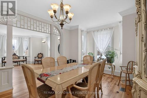 11 Alfred Street, Smiths Falls, ON - Indoor Photo Showing Dining Room