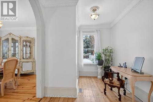 11 Alfred Street, Smiths Falls, ON - Indoor